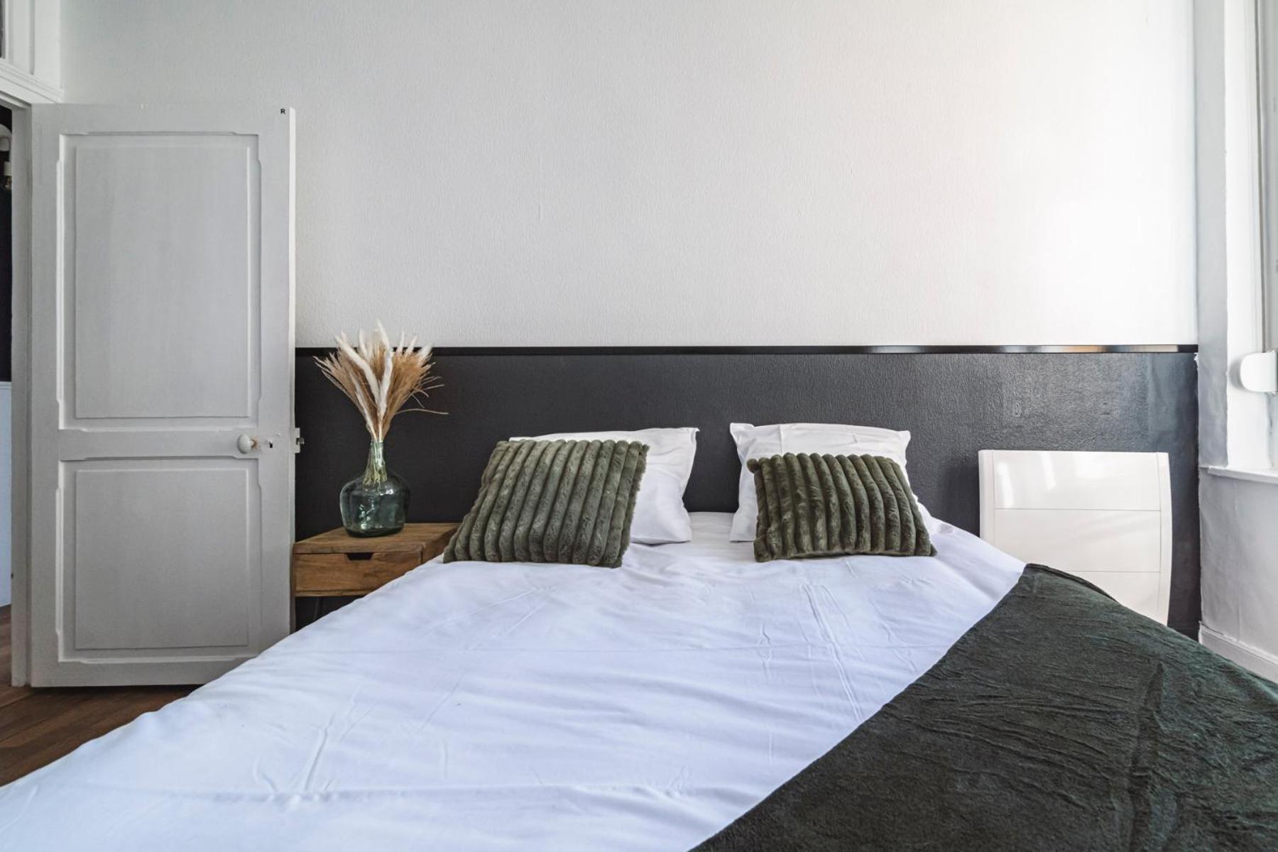 Le Cosy - Charmant 2 Chambres - Hyper Centre Reims Kültér fotó